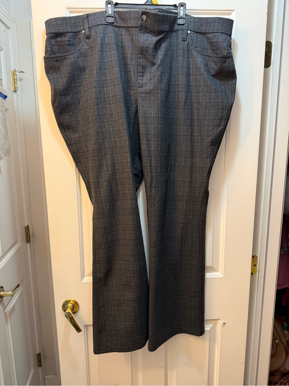 Simply Vera Women’s Gray Plaid Dress Pants